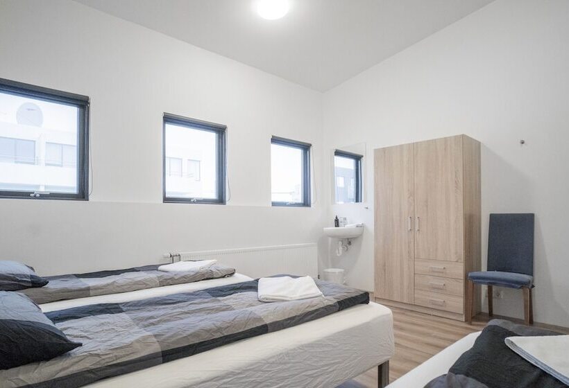 اتاق استاندارد سه تخته با سرویس بهداشتی مشترک, Guesthouse Pavi