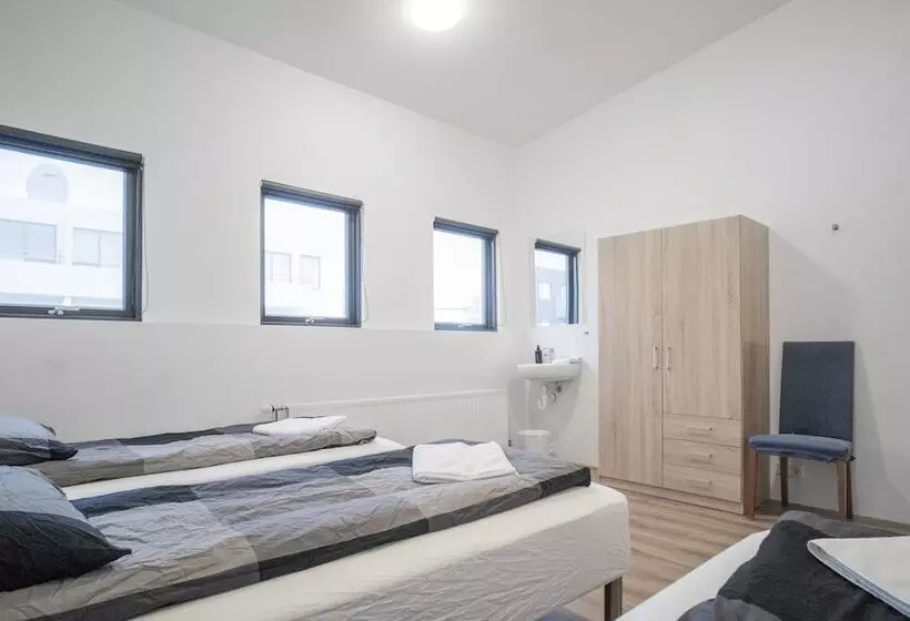 اتاق استاندارد سه تخته با سرویس بهداشتی مشترک, Guesthouse Pavi
