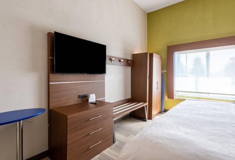 스위트, Holiday Inn Express Hotel And Suites Statesville By Ihg