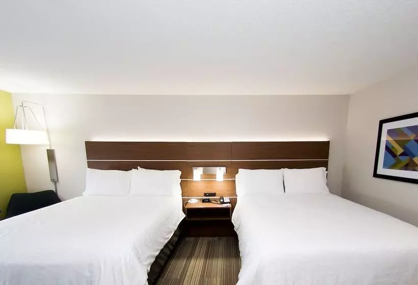２ダブルベッドのスタンダードルーム, Holiday Inn Express Hotel And Suites Statesville By Ihg