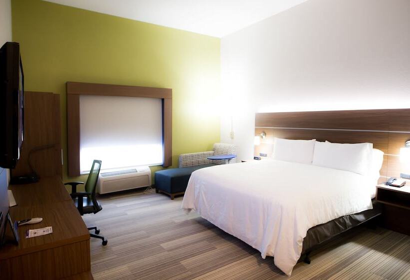 Номер Стандарт 2 Двуспальные Кровати, Holiday Inn Express Hotel And Suites Statesville By Ihg