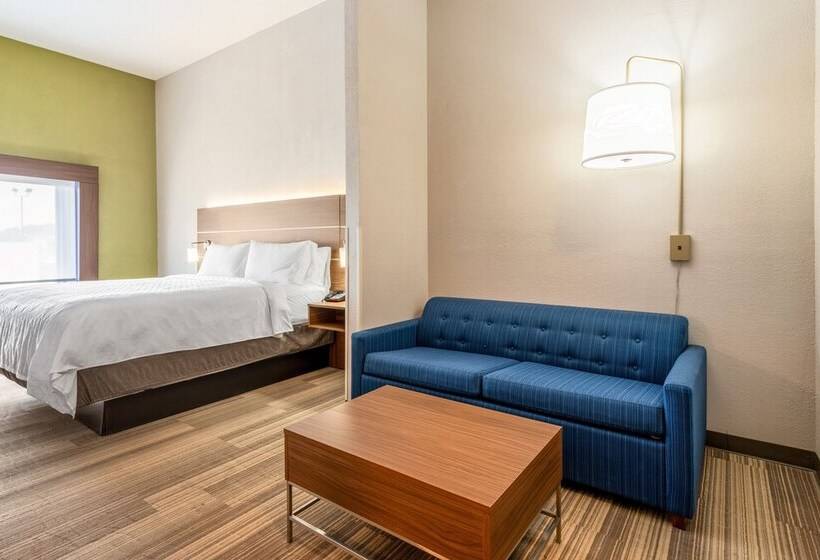 스위트, Holiday Inn Express Hotel And Suites Statesville By Ihg