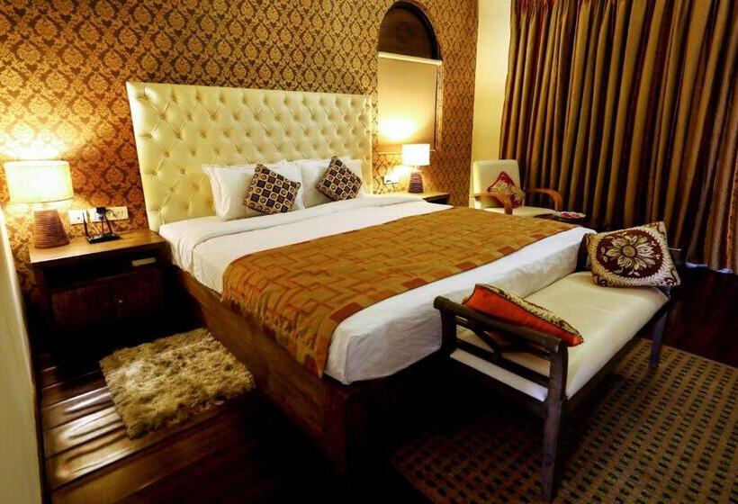 جناح, Blue Ocean The Fern Resort & Spa Ganpatipule