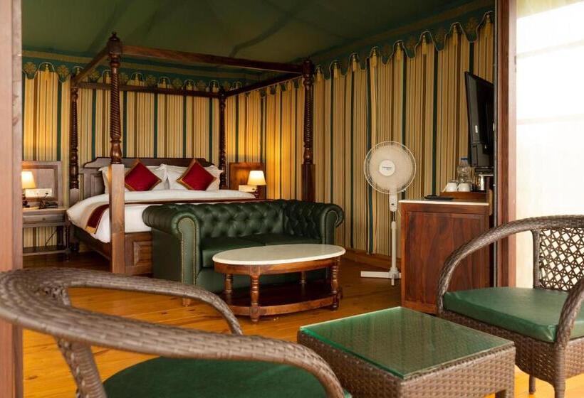 كوخ قياسي, Blue Ocean The Fern Resort & Spa Ganpatipule