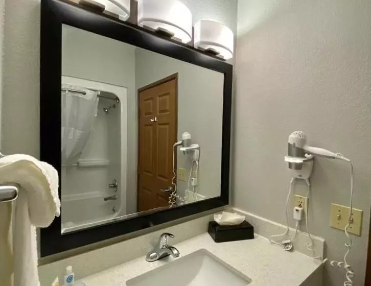 身障者適用スタンダードルーム, Comfort Inn Owasso – Tulsa