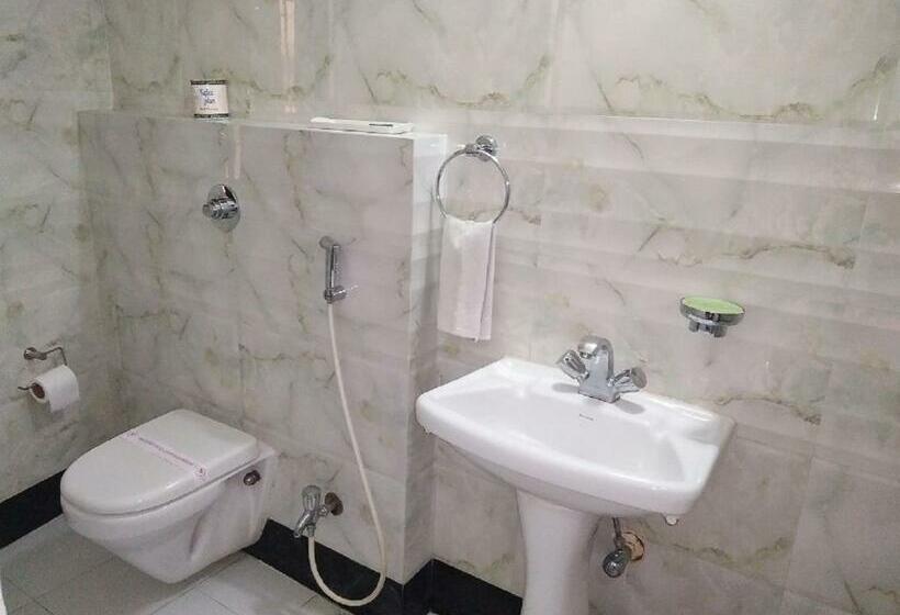 חדר דלוקס, Executive Tower