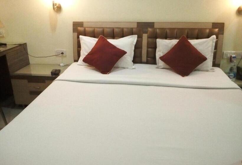 חדר דלוקס, Executive Tower