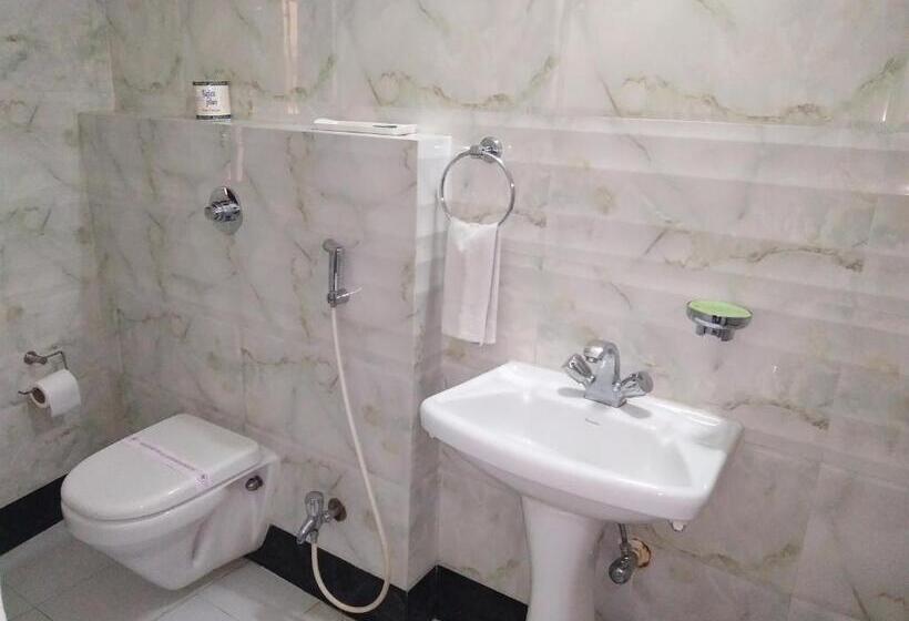 חדר דלוקס, Executive Tower