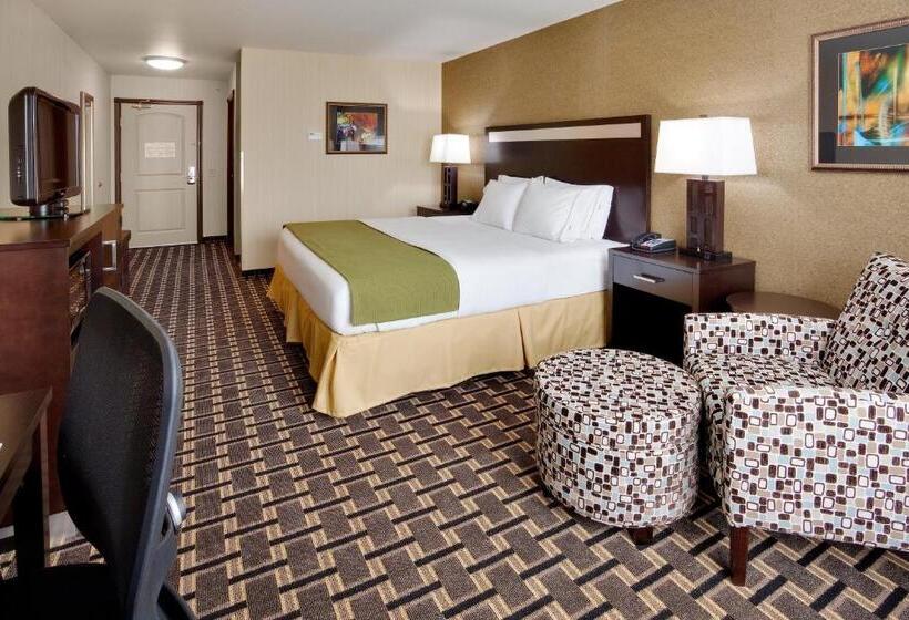 Standard Szoba King Size Bed, Holiday Inn Express And Suites Limerick Pottstown, An Ihg