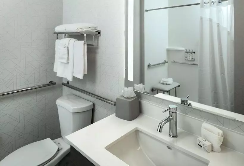ダブルベッドスタンダードルーム, Holiday Inn Express Corvallis On The River, An Ihg