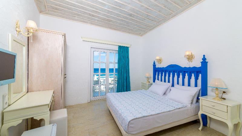 חדר סטנדרט לשלושה, Ocean