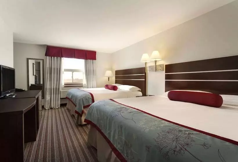 اتاق استاندارد با 2 تخت دوبل, Super 8 By Wyndham Saskatoon Near Downtown