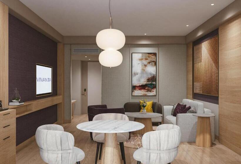 Люкс Executive Кровать Кинг, Vivanta Vijayawada M G Road