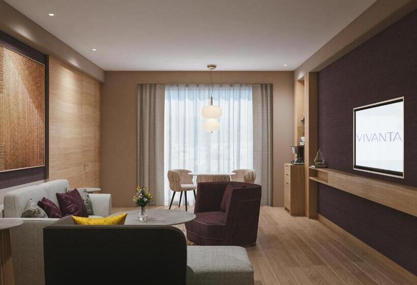 이그제큐티브 스위트 킹침대, Vivanta Vijayawada M G Road