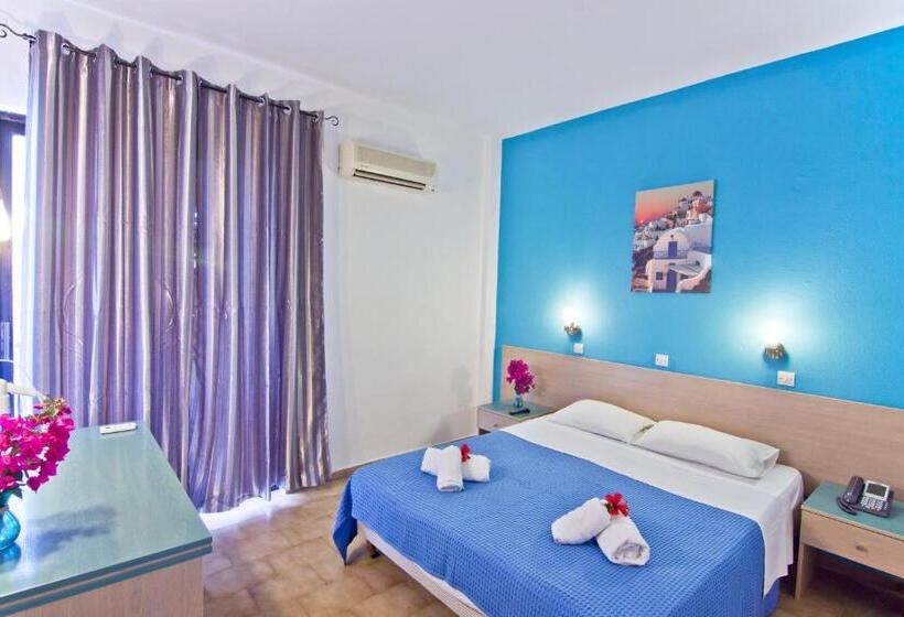 חדר סטנדרט נוף לבריכה, Argo