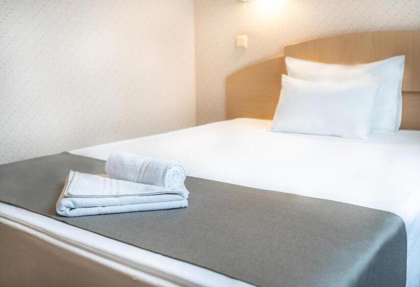 اتاق استاندارد یک نفره, Aribė Hotel Klaipėda, Free Parking