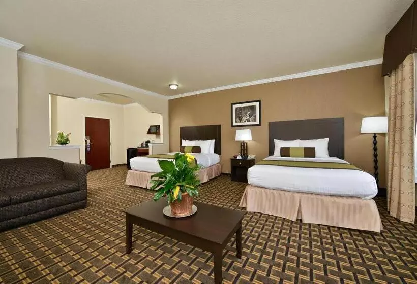 身障者適用クイーンサイズベッドルーム, Best Western Plus Cutting Horse Inn & Suites