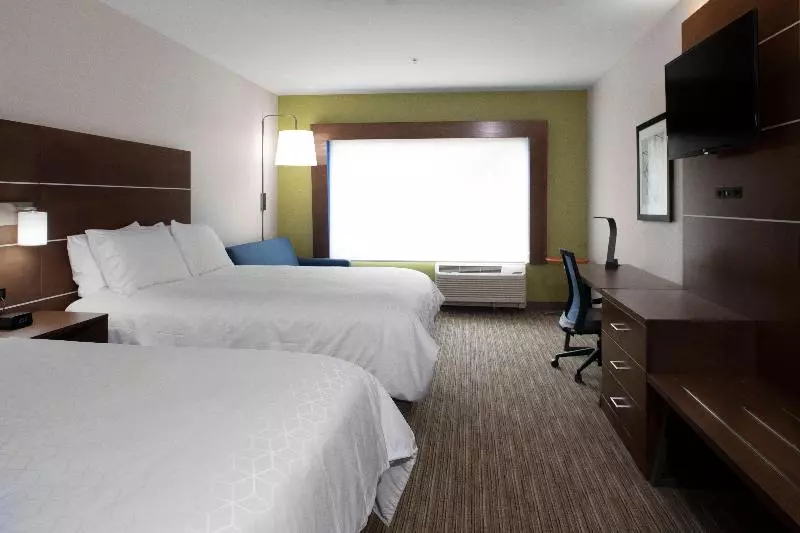 スイート, Holiday Inn Express & Suites   King George   Dahlgren, An Ihg
