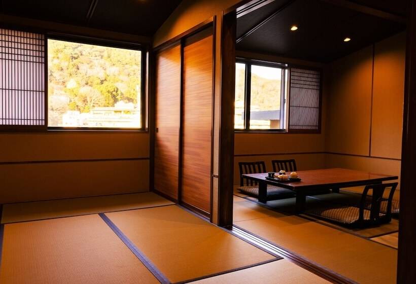 수피리어 룸, Hakone Onsen Ryokan Yaeikan
