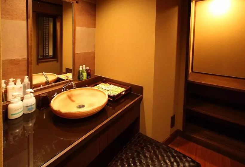 اتاق استاندارد, Hakone Onsen Ryokan Yaeikan