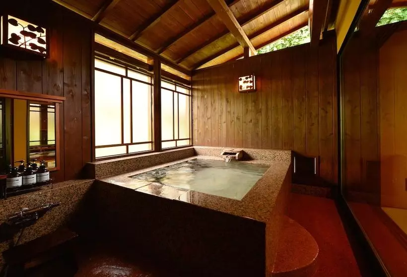 اتاق استاندارد, Hakone Onsen Ryokan Yaeikan