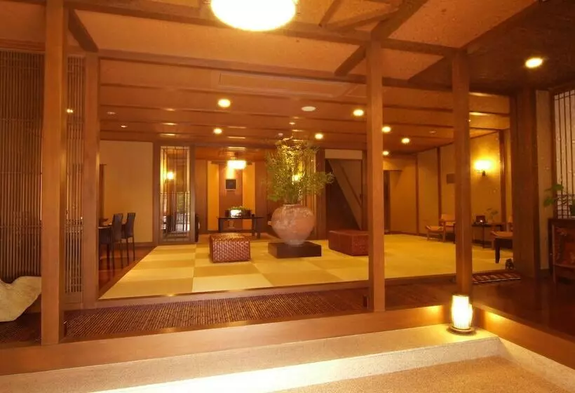 اتاق لوکس, Hakone Onsen Ryokan Yaeikan
