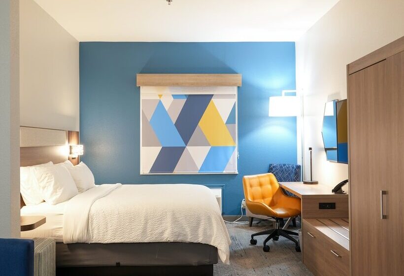 جناح لذوى الاحتياجات الخاصة, Holiday Inn Express Hotel & Suites Cedar Hill, An Ihg