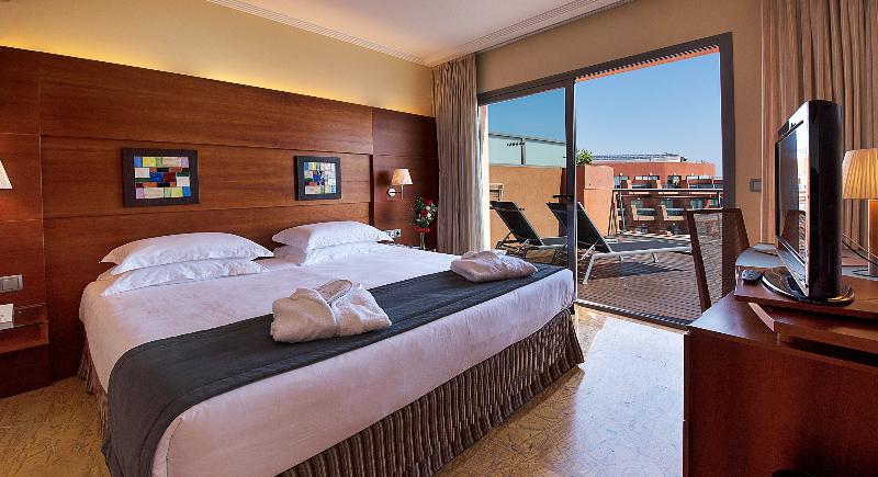 חדר סטנדרט עם מיטת קינג, Holiday Inn Express Hotel & Suites Huntsville, An Ihg