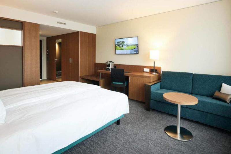 이코노미 룸, Monte Hermana Sendai