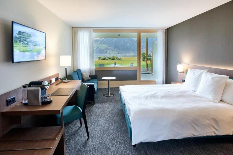 이코노미 룸, Monte Hermana Sendai