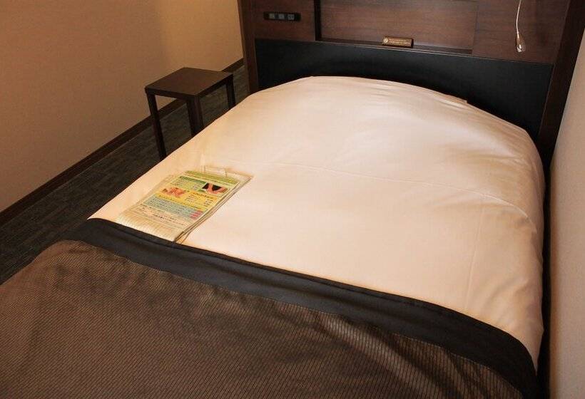 이코노미 룸, Monte Hermana Sendai