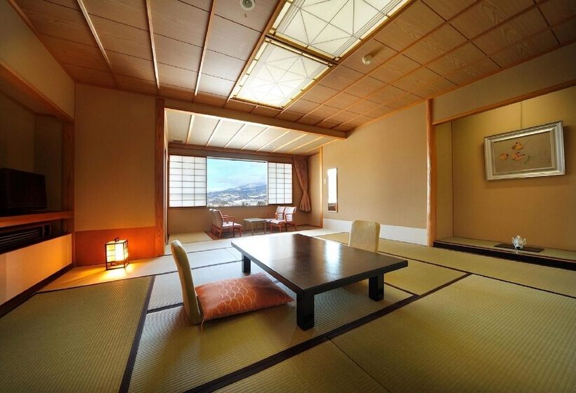 스탠다드 룸, Senkeien Tsukioka