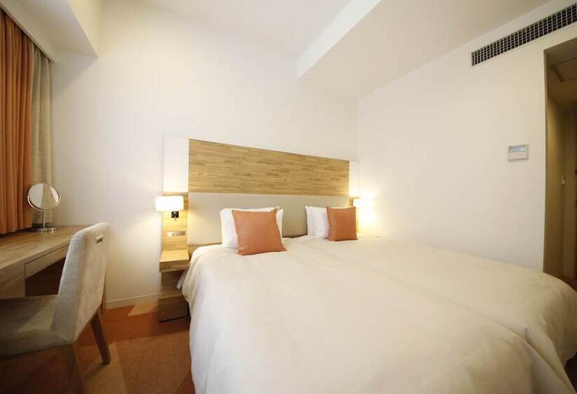 חדר סטנדרט, Sotetsu Fresa Inn Naganozenkojiguchi