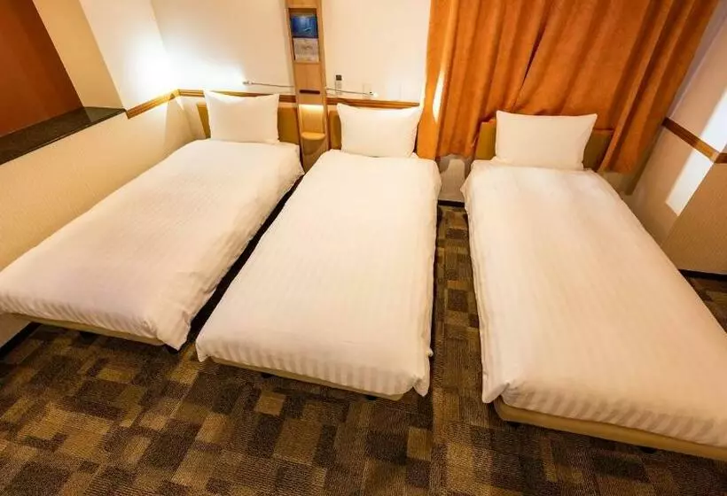 スタンダードトリプルルーム, Toyoko Inn Chubu Kokusai-kuko Honkan Orange Side