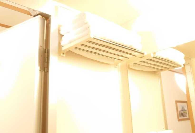 חדר אקונומי, Toyoko Inn Kagoshima Tenmonkan No2