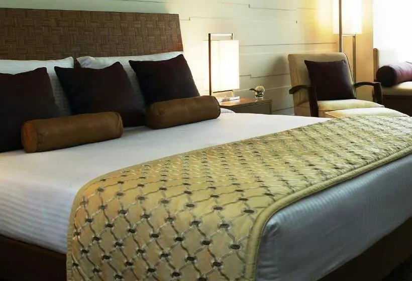 اتاق سوپریور با چشم‌انداز شهر, Vivanta Goa, Panaji