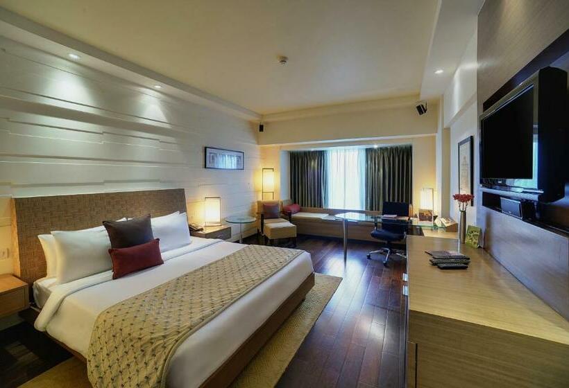 اتاق سوپریور با چشم‌انداز شهر, Vivanta Goa, Panaji