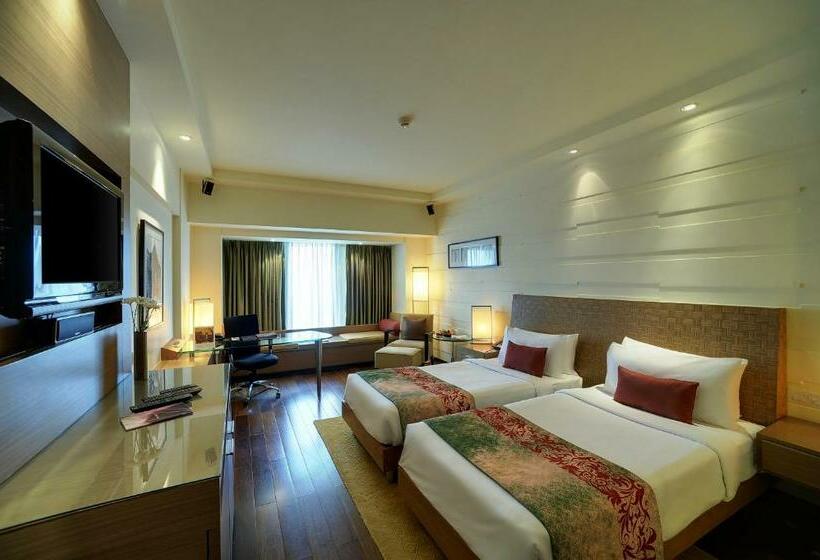 اتاق لوکس با چشم‌انداز شهر, Vivanta Goa, Panaji