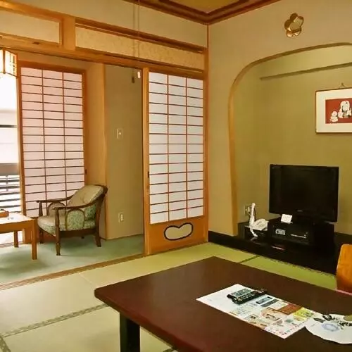 バス共有のスタンダードルーム, Yunogo Grand