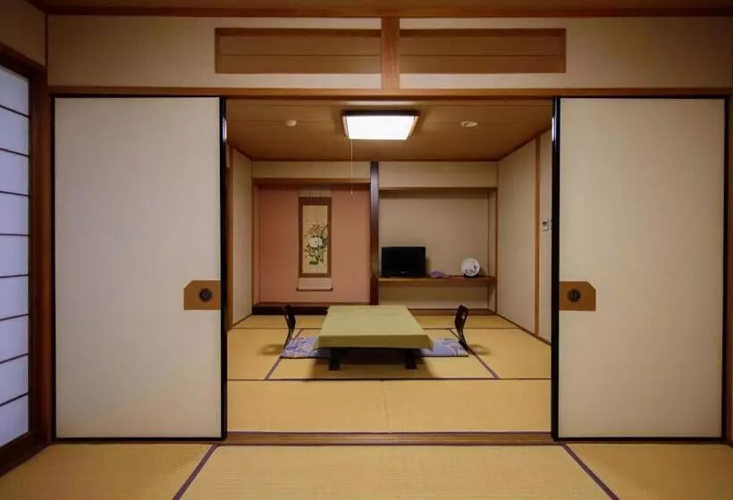 Standard-huone, Yufuin Onsen Wafu Ryokan Tsuenosho
