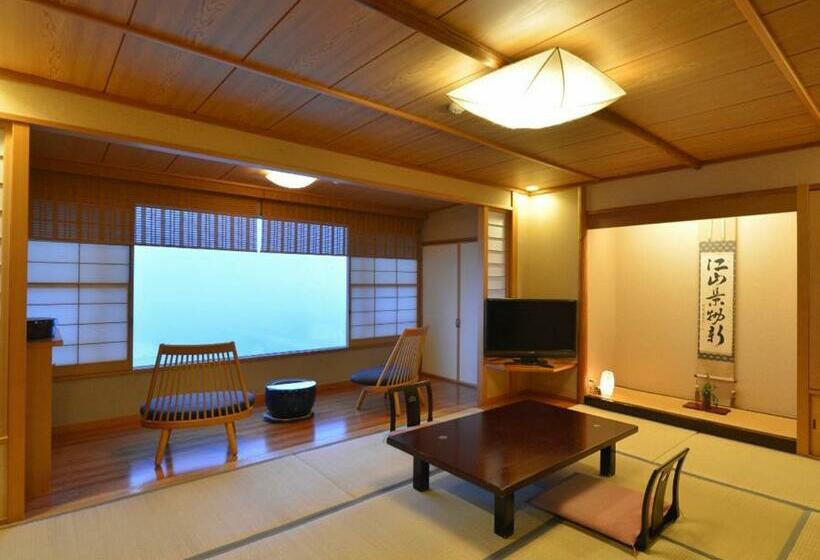 اتاق استاندارد با چشمانداز رودخانه, Ryokan Ayunosato