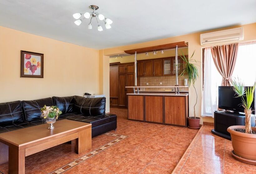 １ベッドルームアパートメント, Avenue