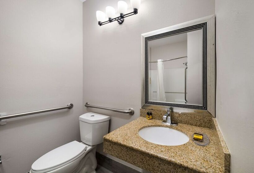 Люкс, Best Western Plus Lake Dallas Inn & Suites