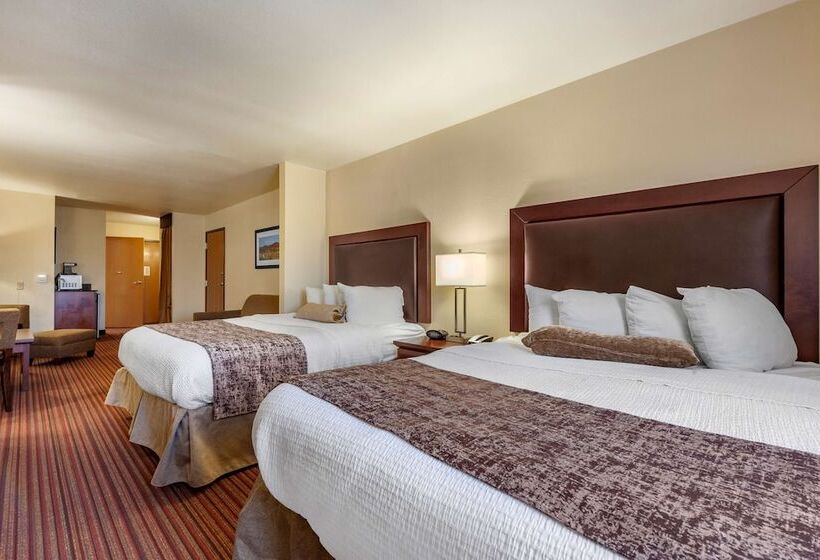 Номер Стандарт 2 Двуспальные Кровати, Best Western Plus Sparta Trail Lodge