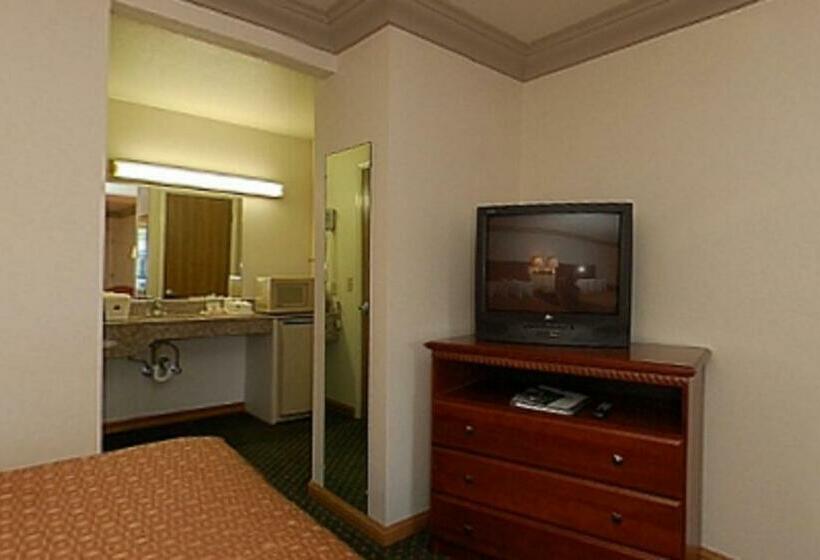 스탠다드 룸 킹사이즈 침대, Cloverdale Wine Country Inn & Suites