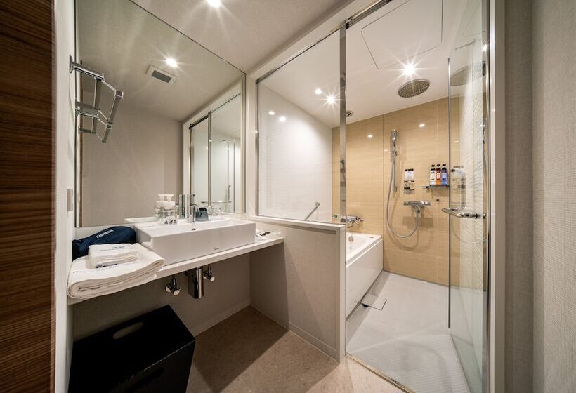 Номер Deluxe, Daiwa Roynet Hotel Okinawa Kenchomae