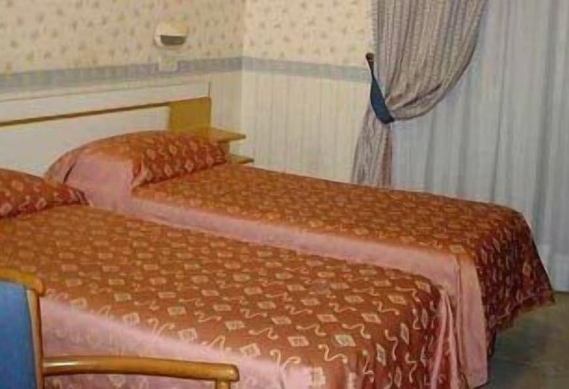 اتاق استاندارد, Demetra Capitolina