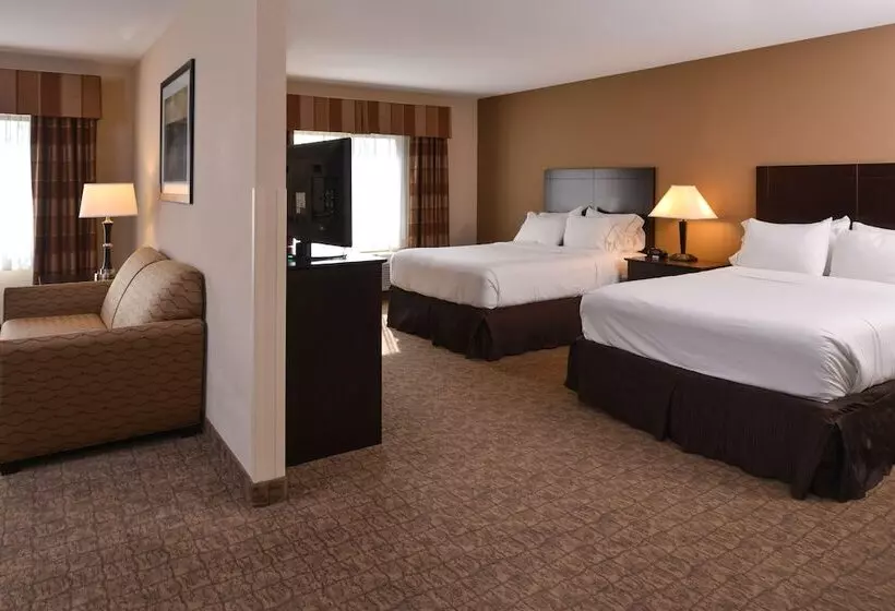 スイート, Holiday Inn Express & Suites Fairmont, An Ihg