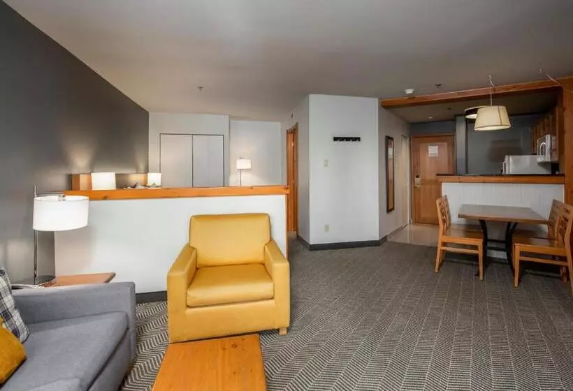 スタンダードスタジオ, Lodge De La Montagne