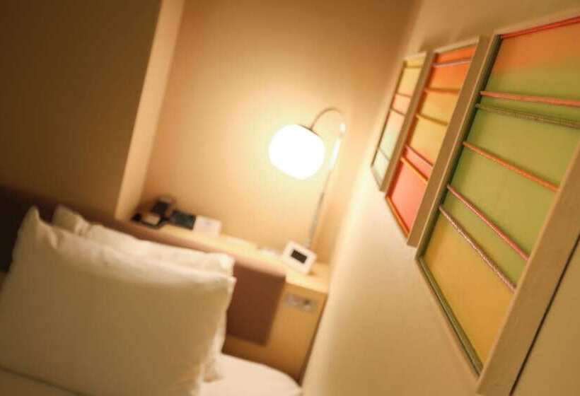 Habitació Economy Individual, Resol Ikebukuro